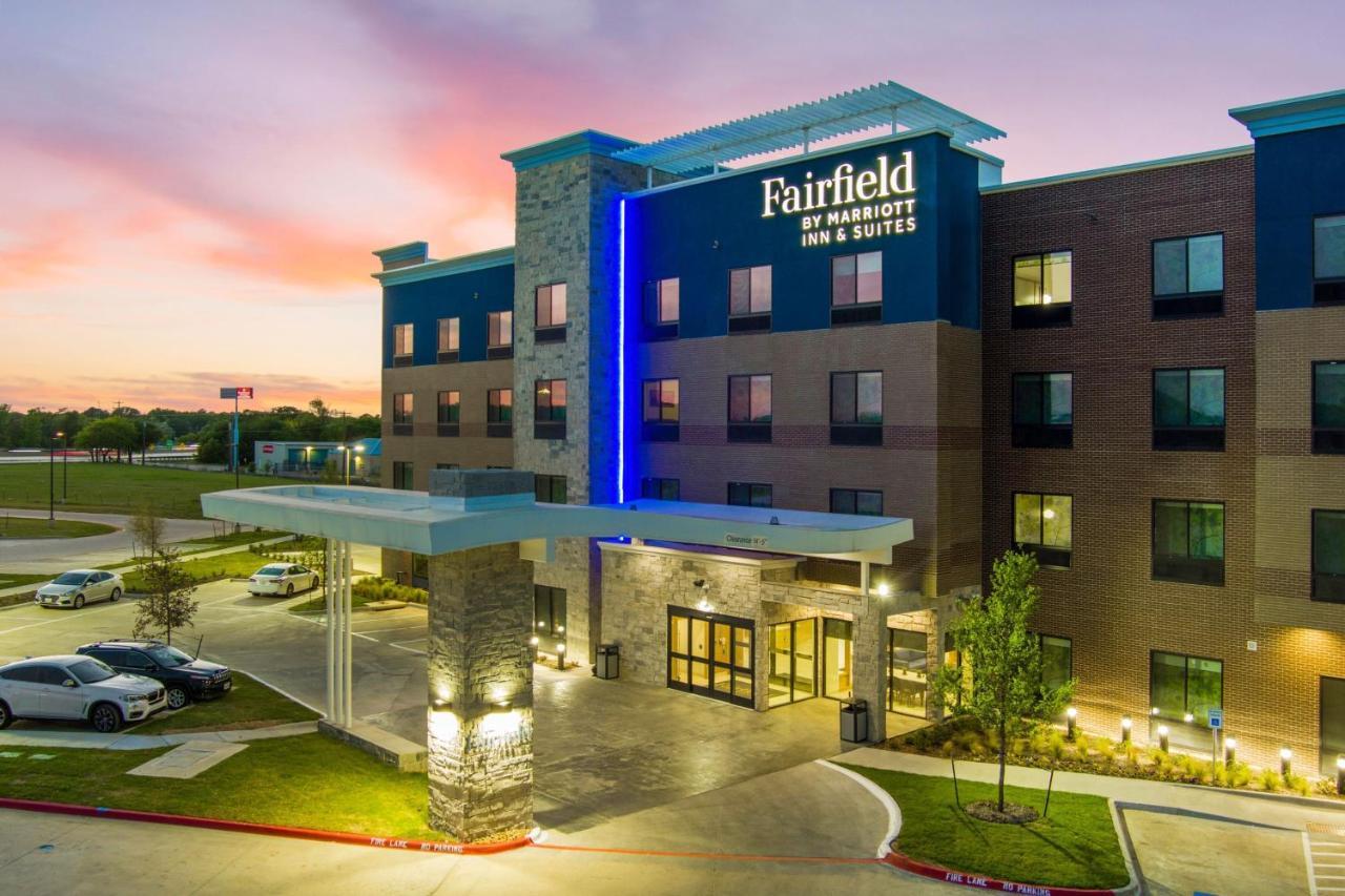 Fairfield Inn & Suites By Marriott Corinth South Denton Area Ngoại thất bức ảnh